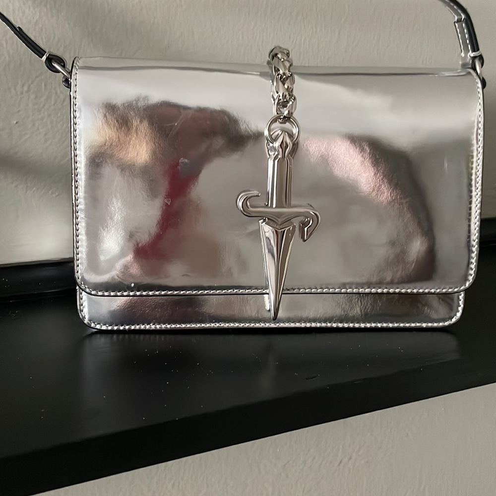 Dagger Clutch purse bag crossbody Cesare Paciotti silver mirrored